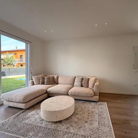 Villa Verona - Adults Only Apartment